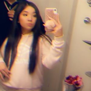 Meet your Posher, Angelina